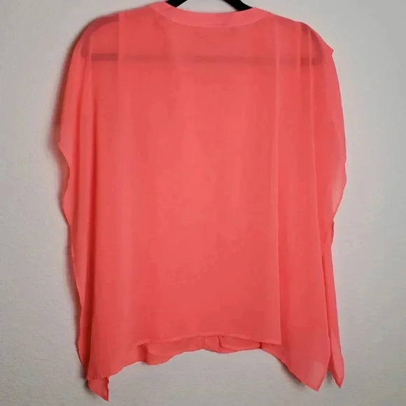 Jennifer Lopez Peach Ruffle Top - Picture 2 of 7